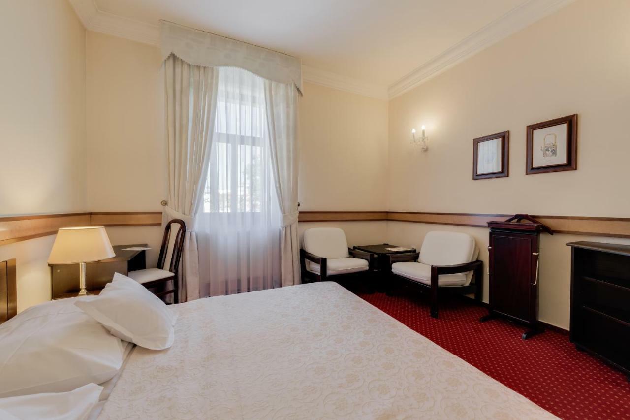 Louren Hotel — Fotky 2